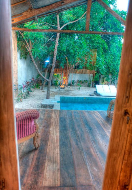 Villa Rumah Rinda Джили Трауанган Стая снимка