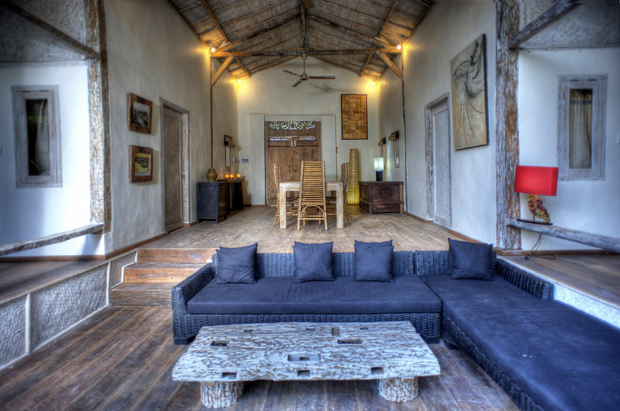 Villa Rumah Rinda Джили Трауанган Екстериор снимка
